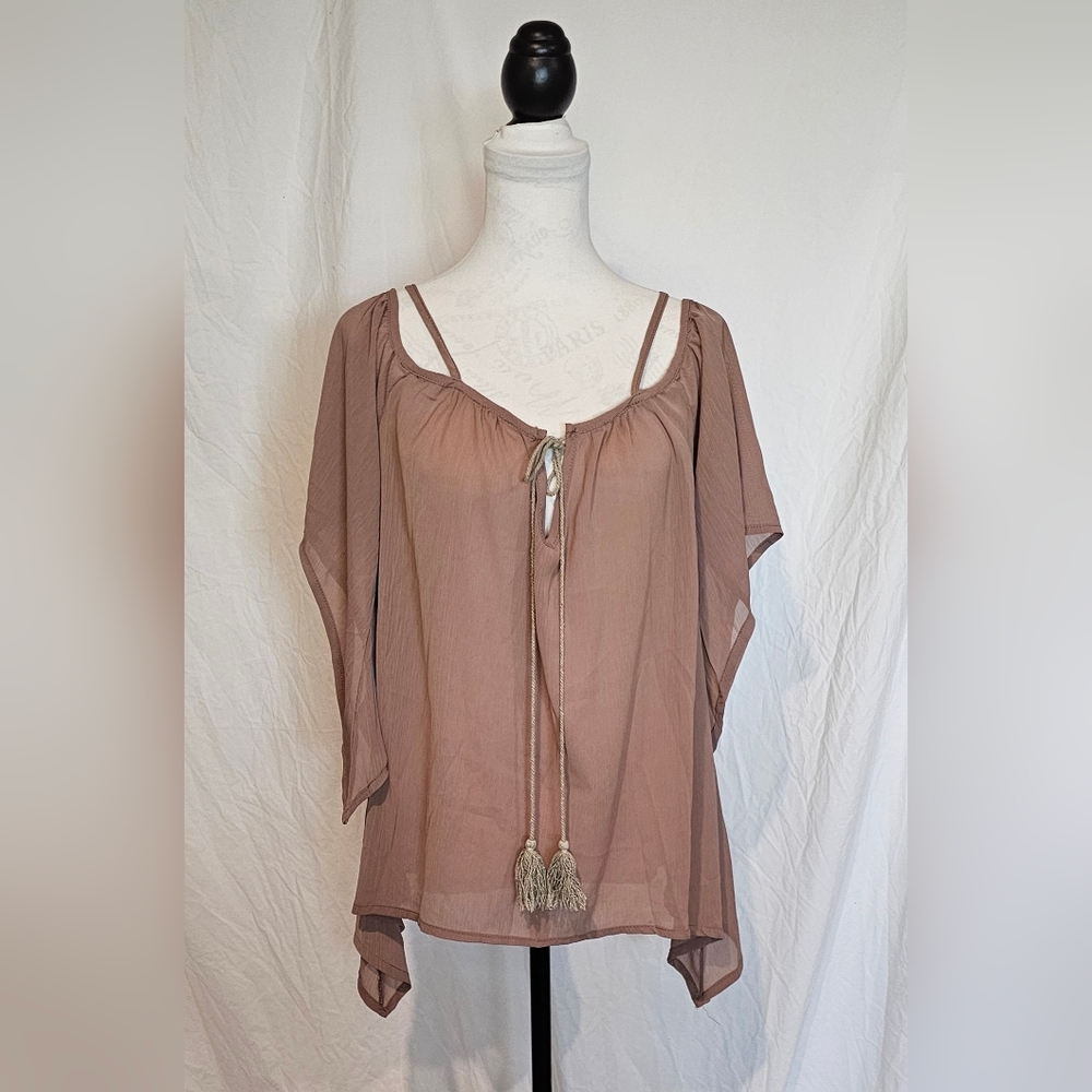 *EUC* Summer, Flowy Off The Shoulder Asymmetrical Blouse - Picture 2 of 13
